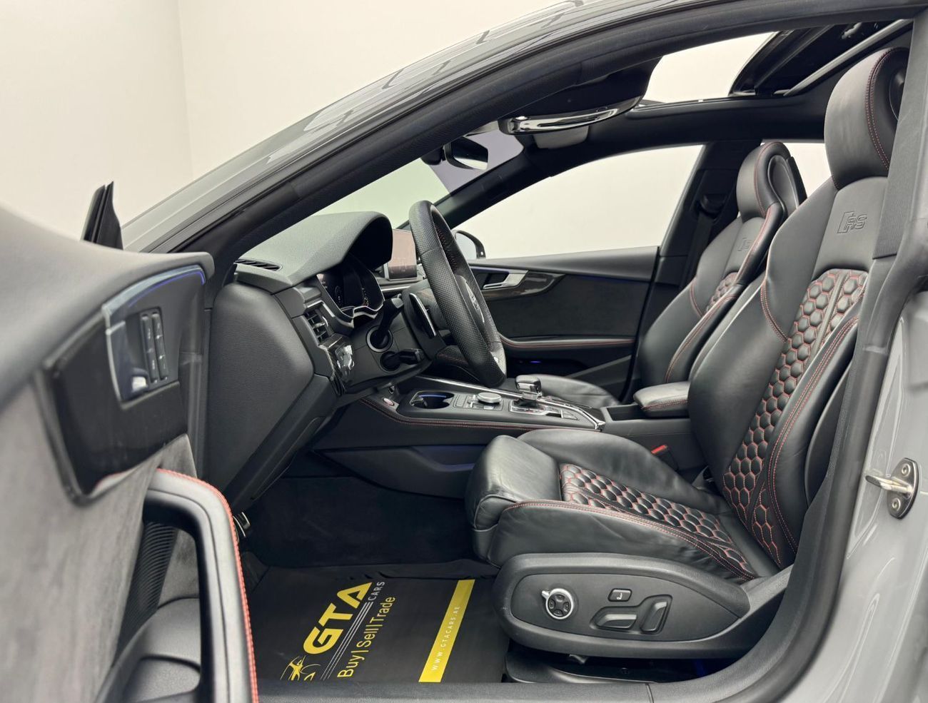 أودي RS5 2019 Audi RS 5 Sportback, 2028 Swiss Auto Warranty & Service Contract, Agency FSH, GCC