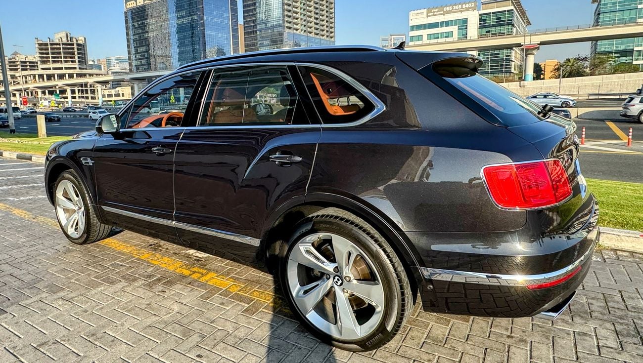 بنتلي بينتايجا Bentayga W12 4 seats “Exclusively for the true millionaire.”