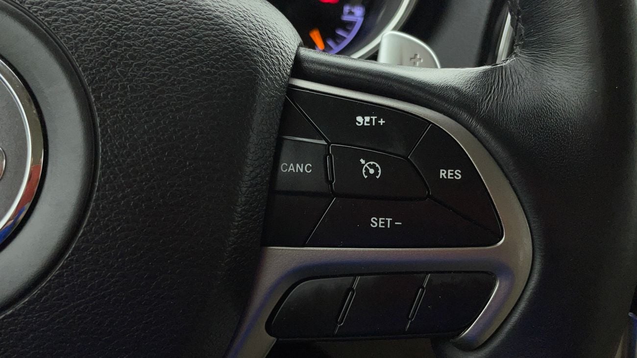 جيب جراند شيروكي LIMITED 3.6 | بدون دفعة مقدمة | اختبار القيادة في المنزل