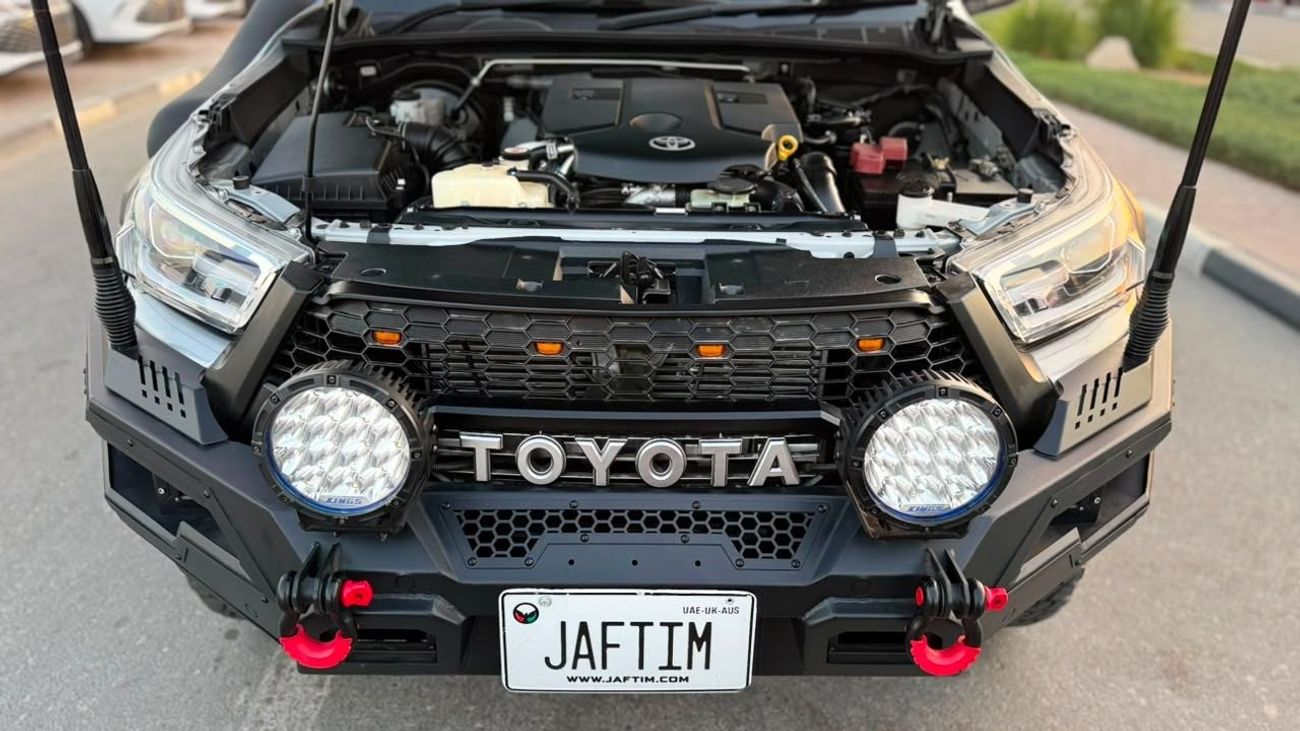 Toyota Hilux AT - 2.8 DIESEL ENGINE - 4WD