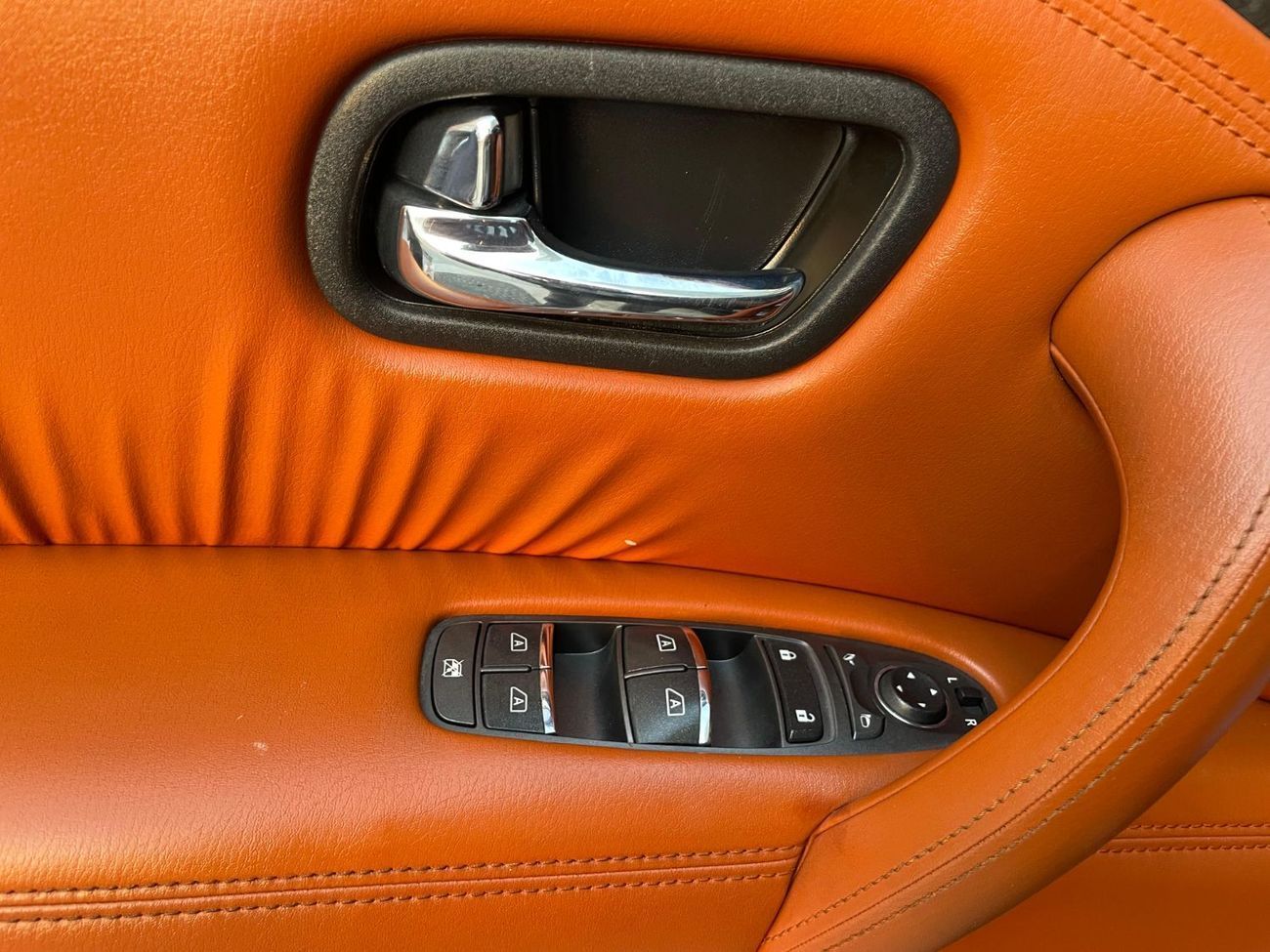 نيسان باترول LE Platinum 5.6L