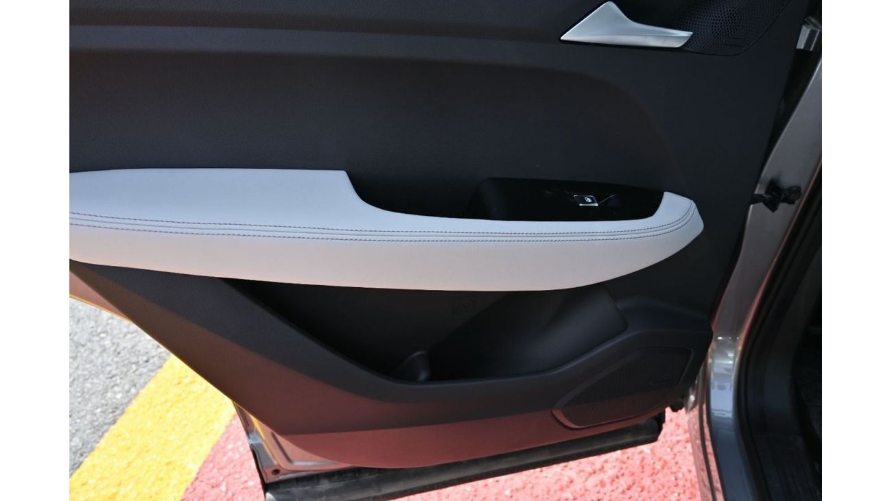 Chevrolet Captiva Chevrolet Captiva Premier 1.5L Petrol, L4 SUV, FWD, 5 Doors, Sunroof, Driver Electric Seats, Cruise