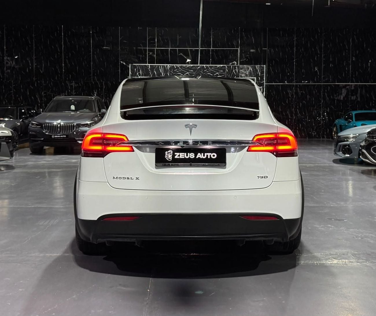 Tesla Model X 75D 2018 Tesla Model X Full Service History, Carbon Fiber Package, Falcon Wing, GCC