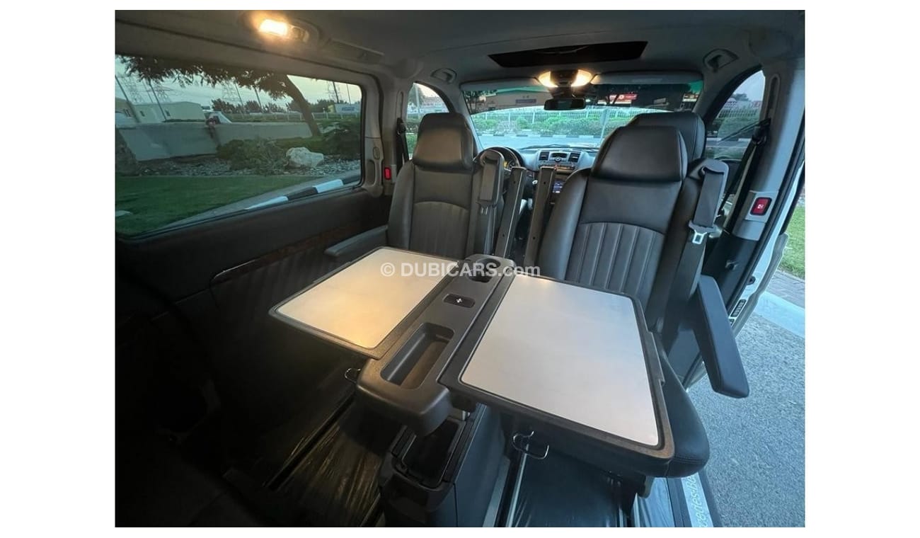 مرسيدس بنز فيانو MERCEDES BENZ VIANO 2014 GCC AVANTGARDE 3.5L FULL OPTIONS ORIGINAL PAINT