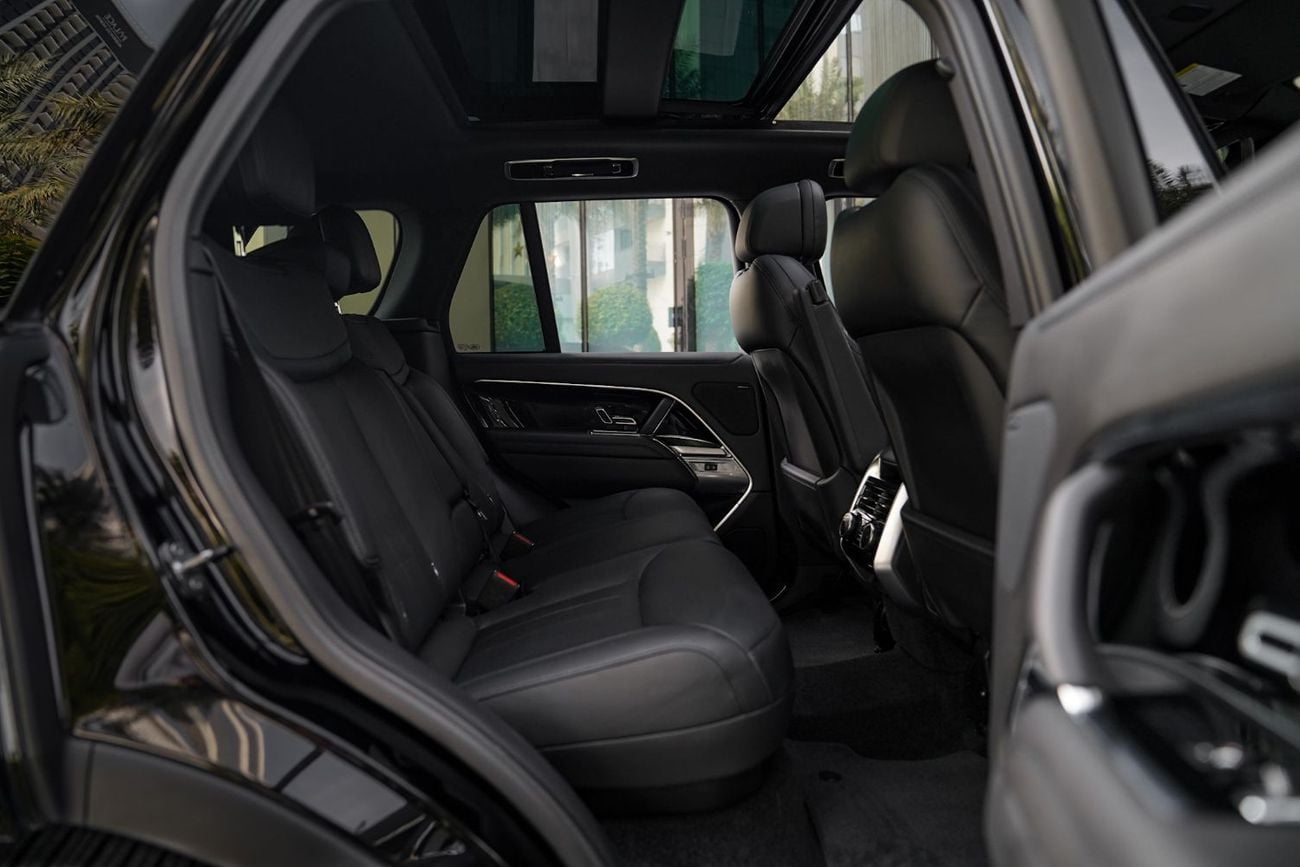 Land Rover Range Rover HSE Clean title 2Keys Original paint with heads-up display Completely Service and ready to go