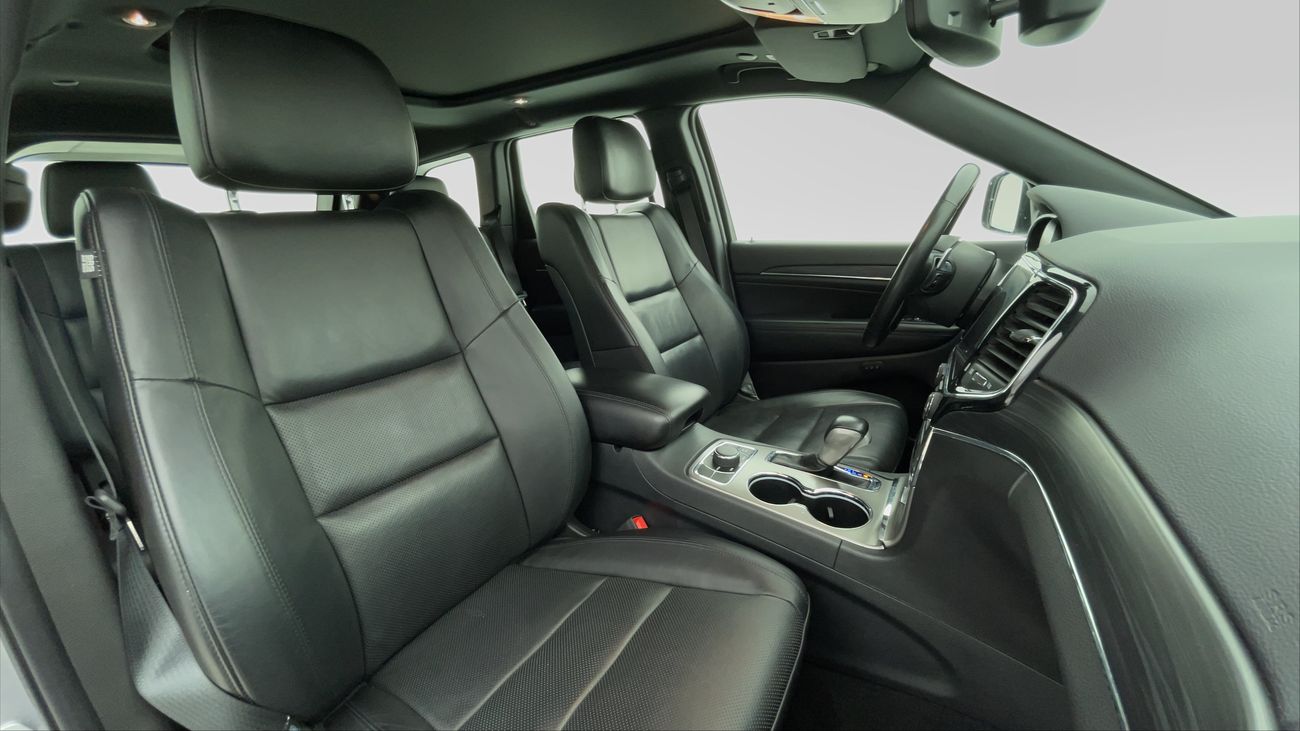 جيب جراند شيروكي LIMITED 3.6 | بدون دفعة مقدمة | اختبار القيادة في المنزل