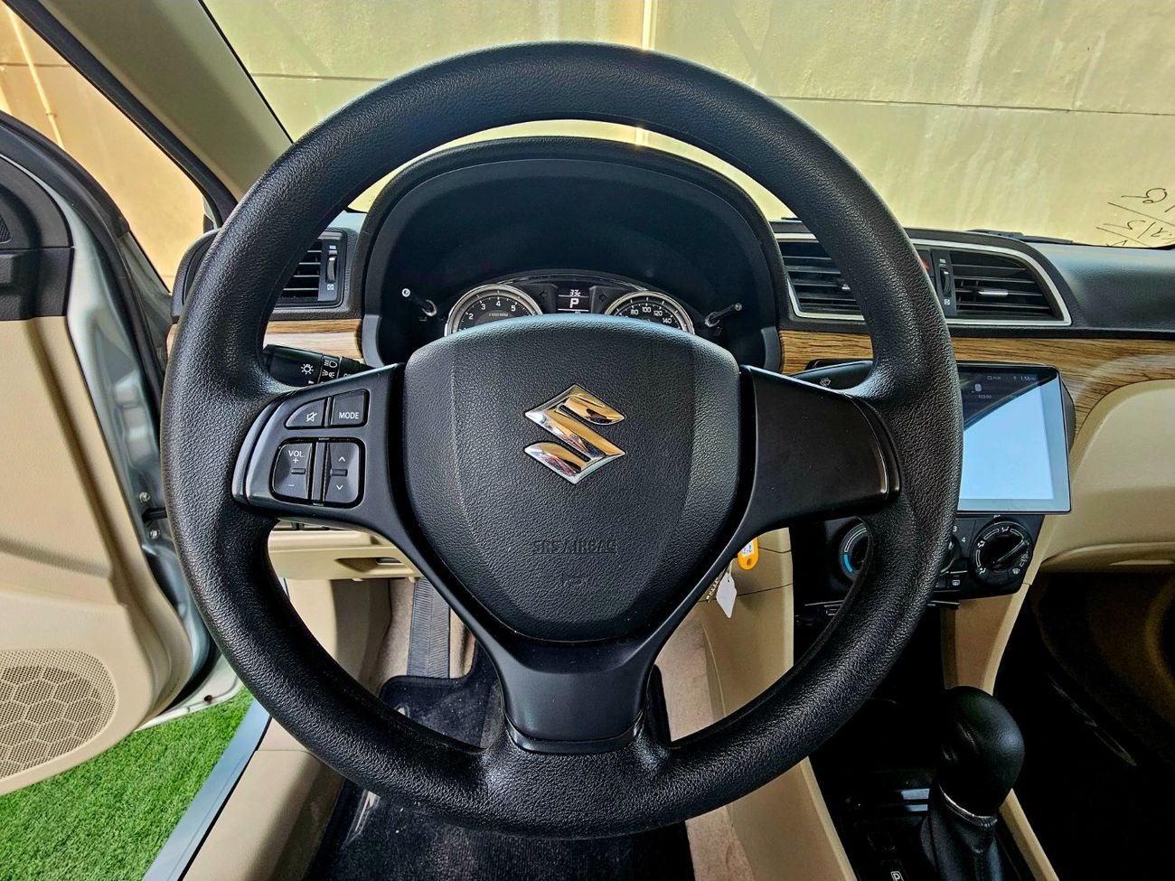 سوزوكي سياز GCC/ 1.5 V4/ NON ACCIDENT/ LOW MILEAGE/  EXCELLENT CONDITION