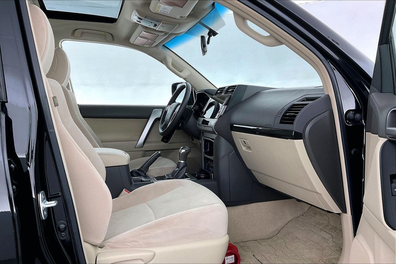 تويوتا برادو GXR | سنة ضمان مجانية | 0 دفعة أولى | سياسة الإعادة بعد 7 أيام