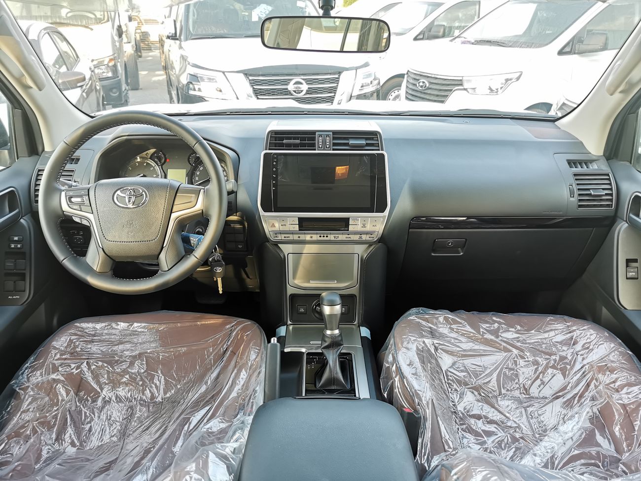 Toyota Prado 2.7L PETROL, 18" RIMS, DVD + CAMERA, POWER SEATS, SUNROOF, COOL BOX (CODE # TPB2020)