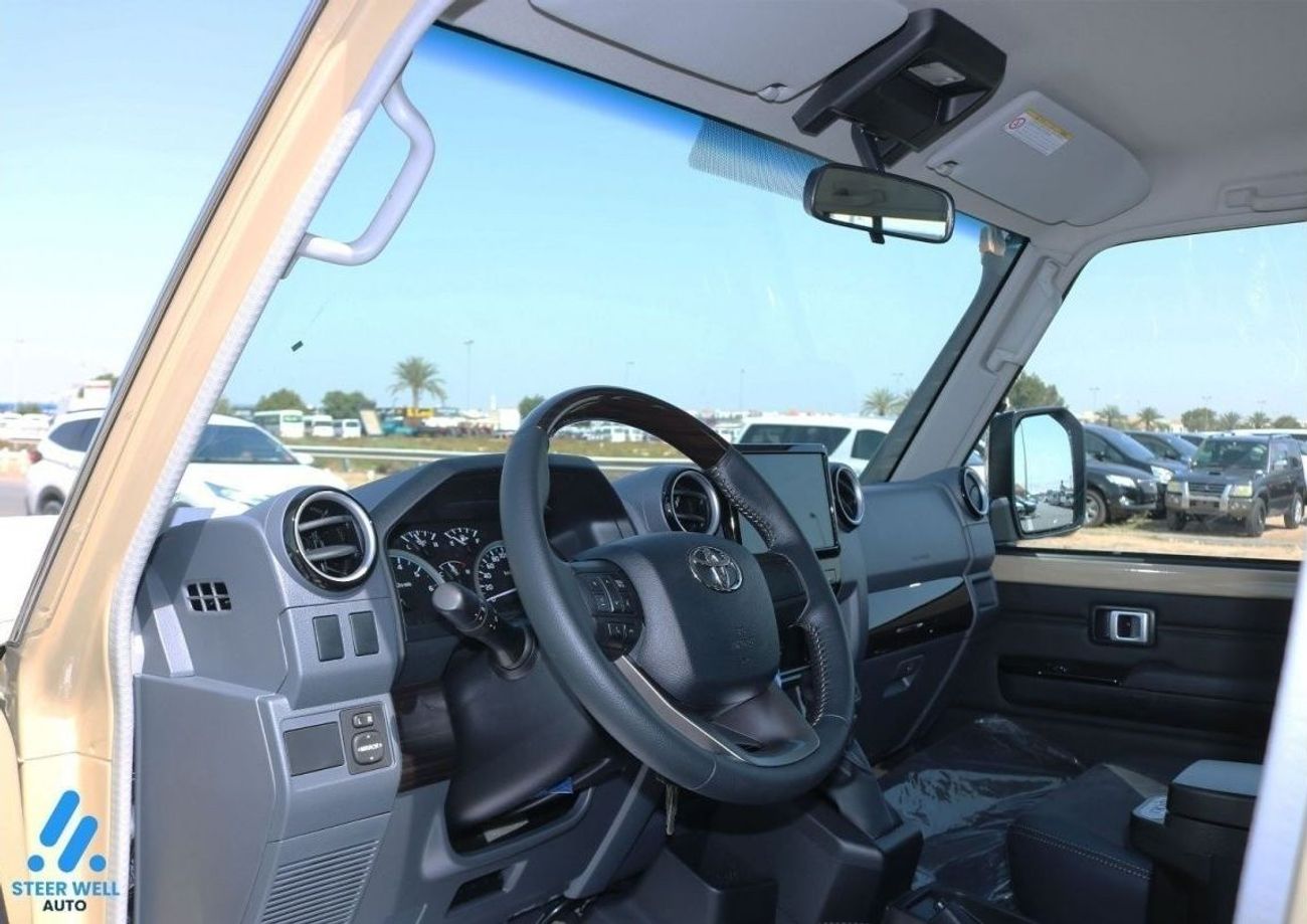 تويوتا لاند كروزر بيك آب 2024 79 Series 4.0L LX V6 Double Cab 4WD 4 Doors Petrol AT - Book Now!