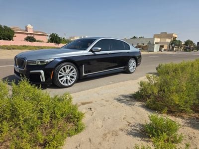 BMW 740i