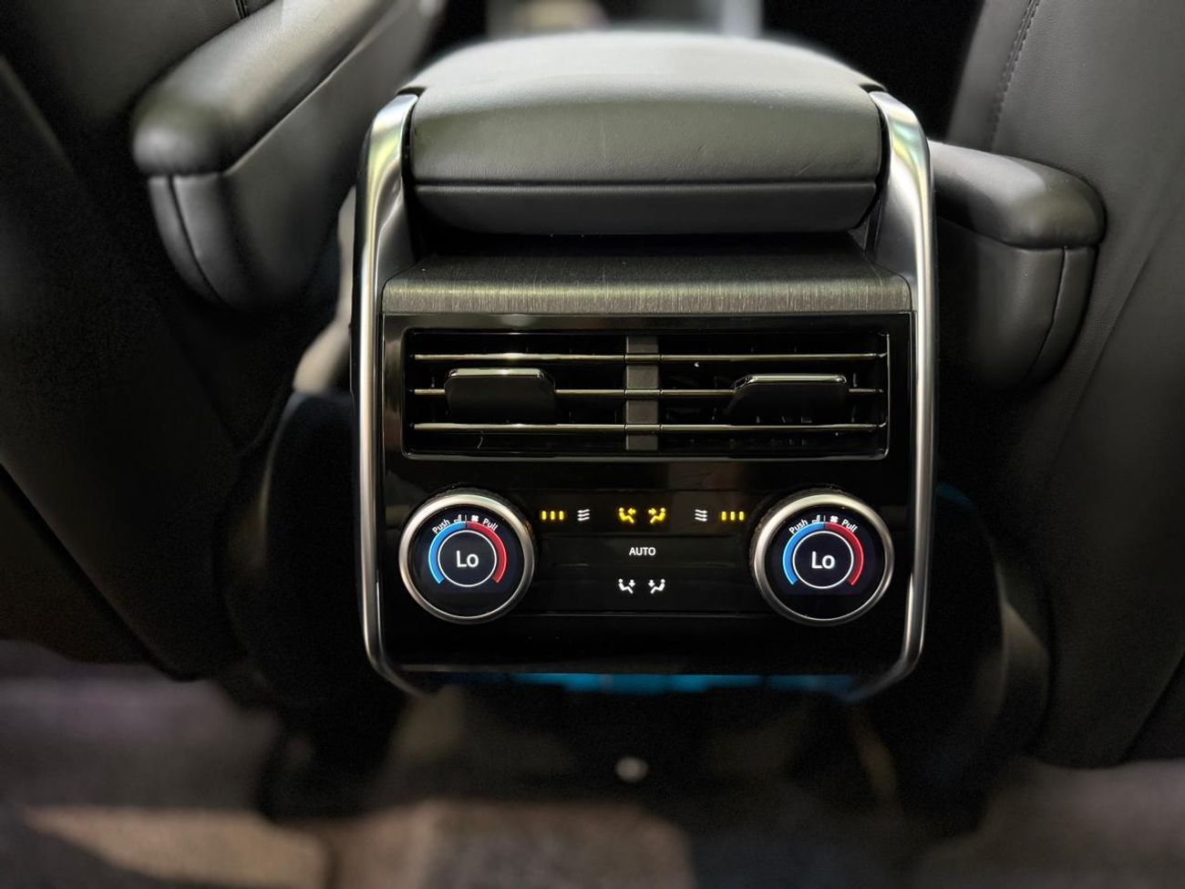 لاند روفر رينج روفر Vogue SE