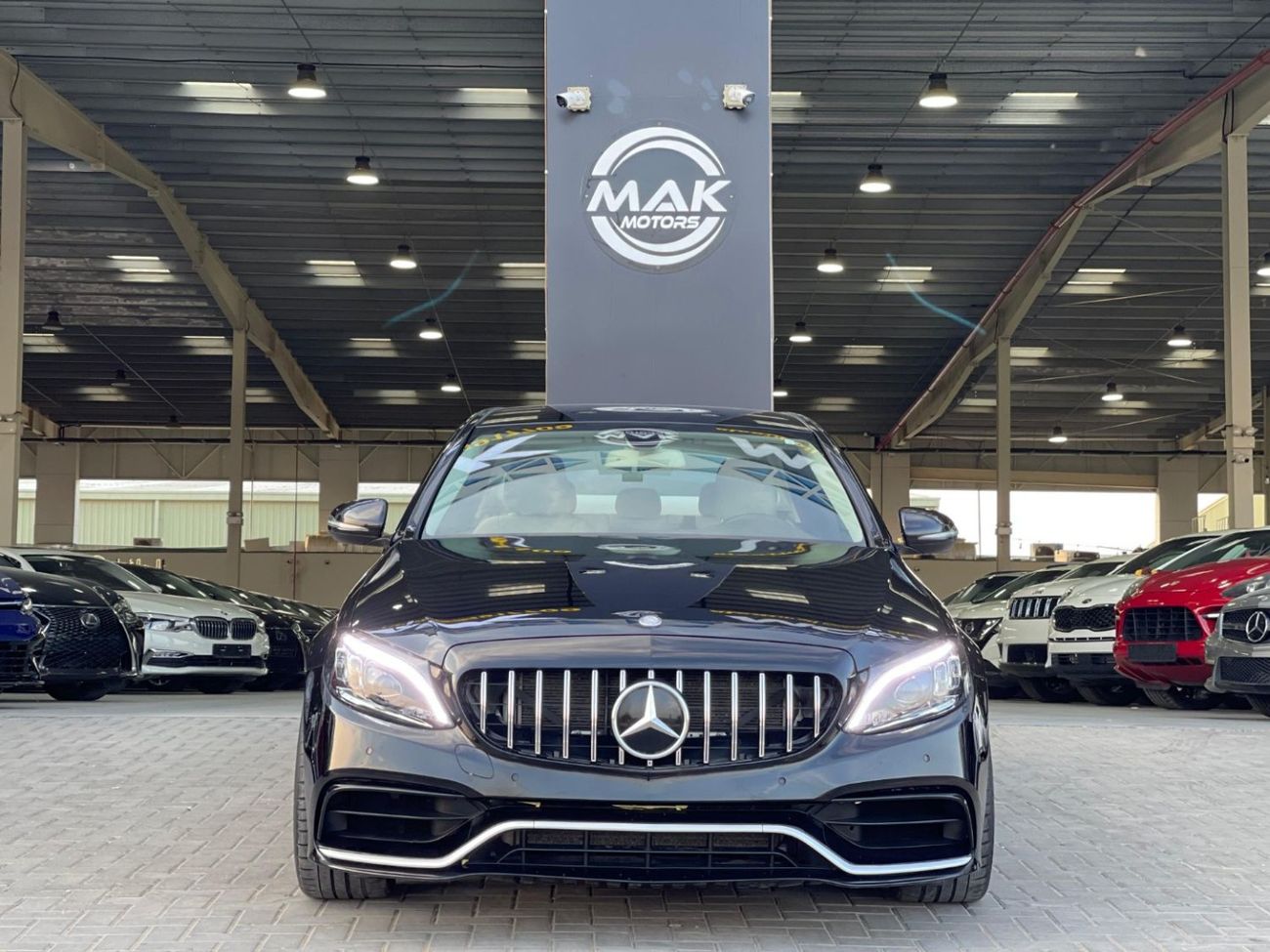 Mercedes Benz C300 AMG Pack 2.0L 2.0L V4 / C63 ///AMG KIT / IN PERFECT CONDITION / LOW MILEAGE