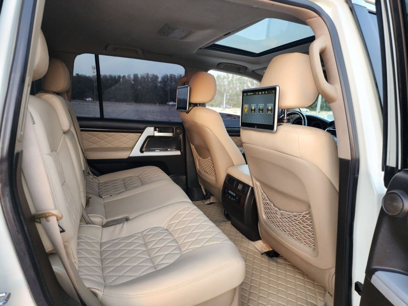 Toyota Land Cruiser V8 VX.R upgrade 2023