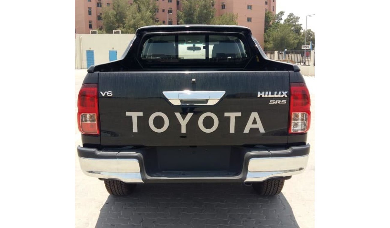 Toyota Hilux - LHD - 4.0L PETROL DOUBLE CAB 4 X 4 GLX TRD NAVI SPL AUTO