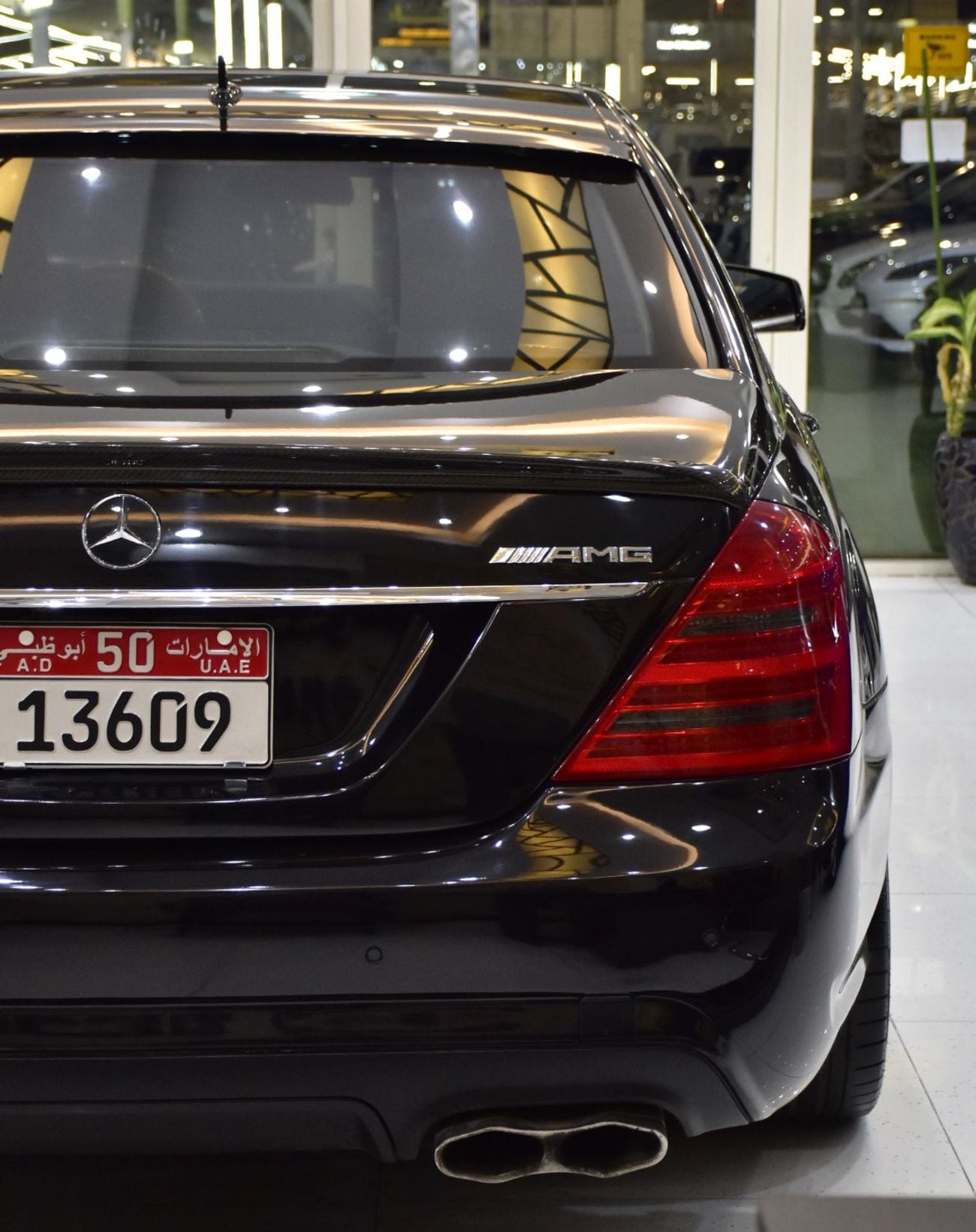 Mercedes Benz S600 EXCELLENT DEAL for our Mercedes Benz S600 AMG V12 ( 2008 Model ) in Black Color Japanese Specs