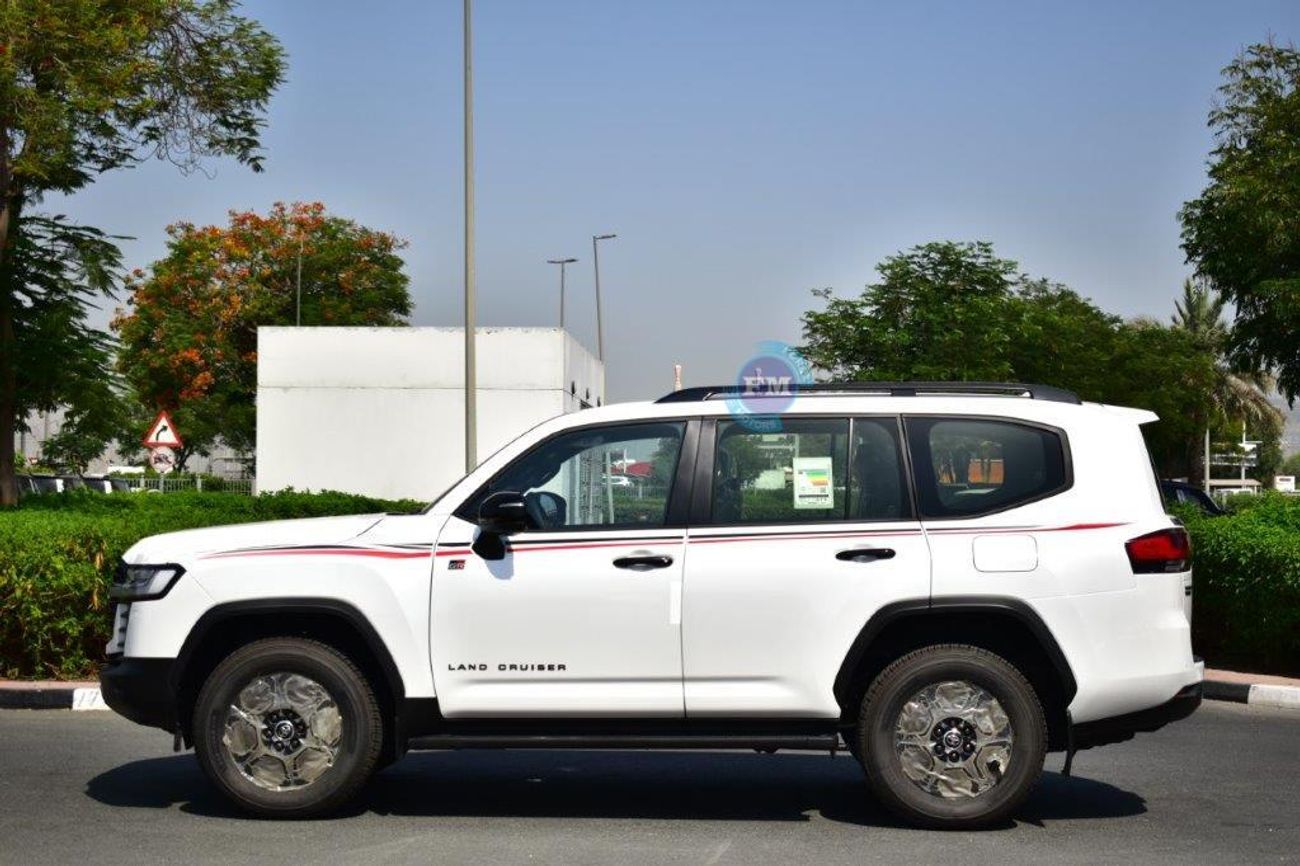 تويوتا لاند كروزر 300 GR Sport V6 3.3L Diesel Automatic