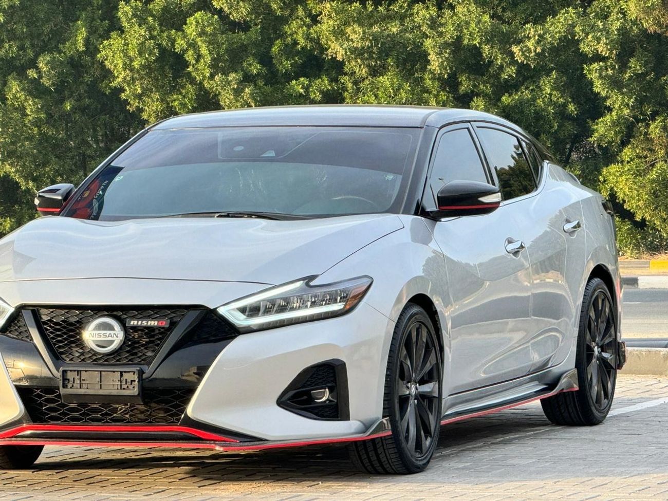 نيسان ماكسيما SR1 ممتازة من الداخل والخارج