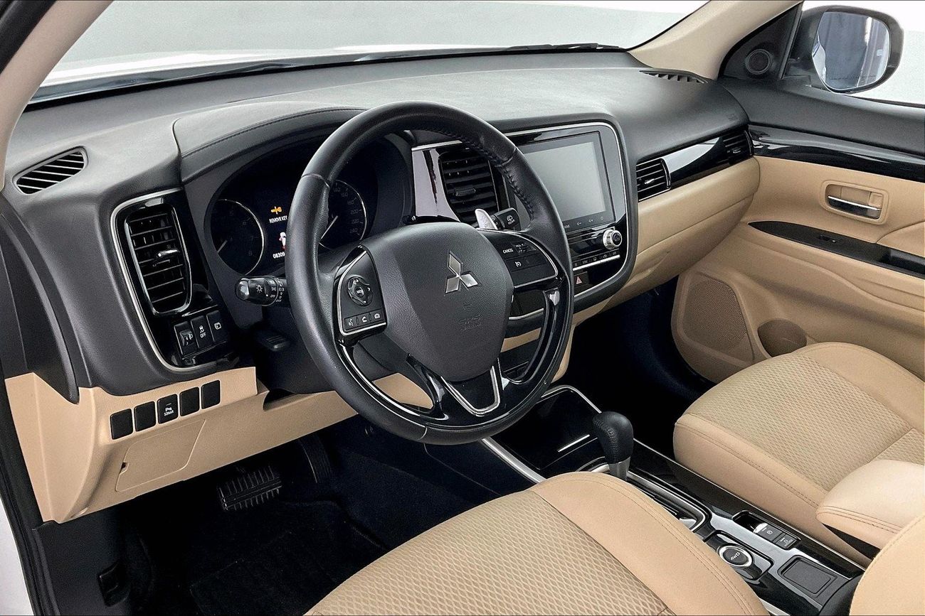 Mitsubishi Outlander GLX Midline| 1 year free warranty | Exclusive Eid offer