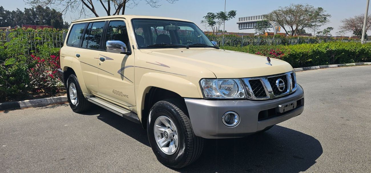 نيسان باترول سفاري Super Safari 4.8L A/T