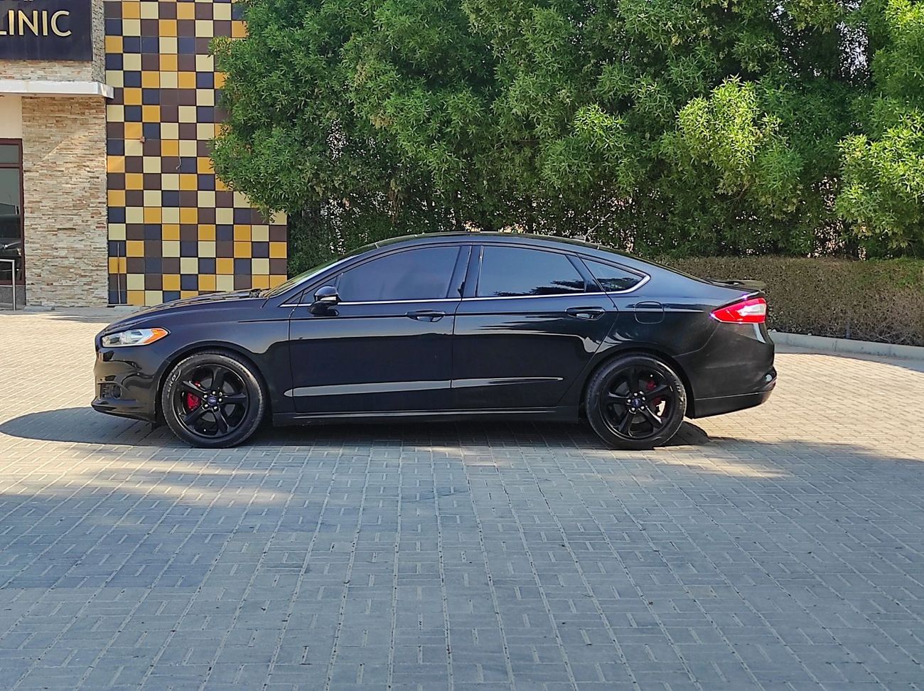 فورد فيوجن SE 2.0L Ford Fusion 2015 gcc V4 full opstions
