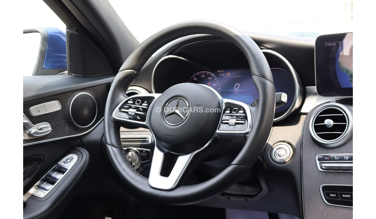 Mercedes-Benz C 300 Std Mercedes-Benz C300 / Canadian / 2021 /