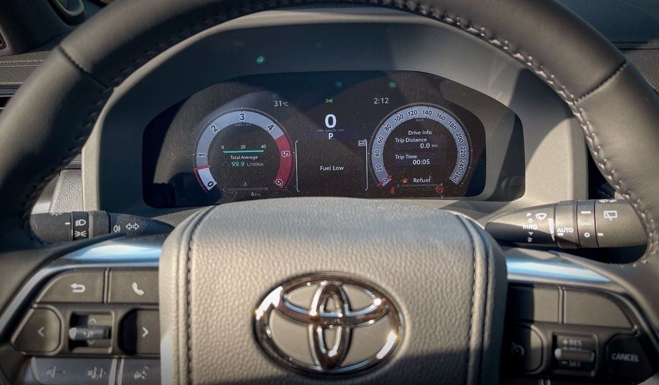 تويوتا لاند كروزر LC300 3.3 VXR TT DSL 2025 MODEL