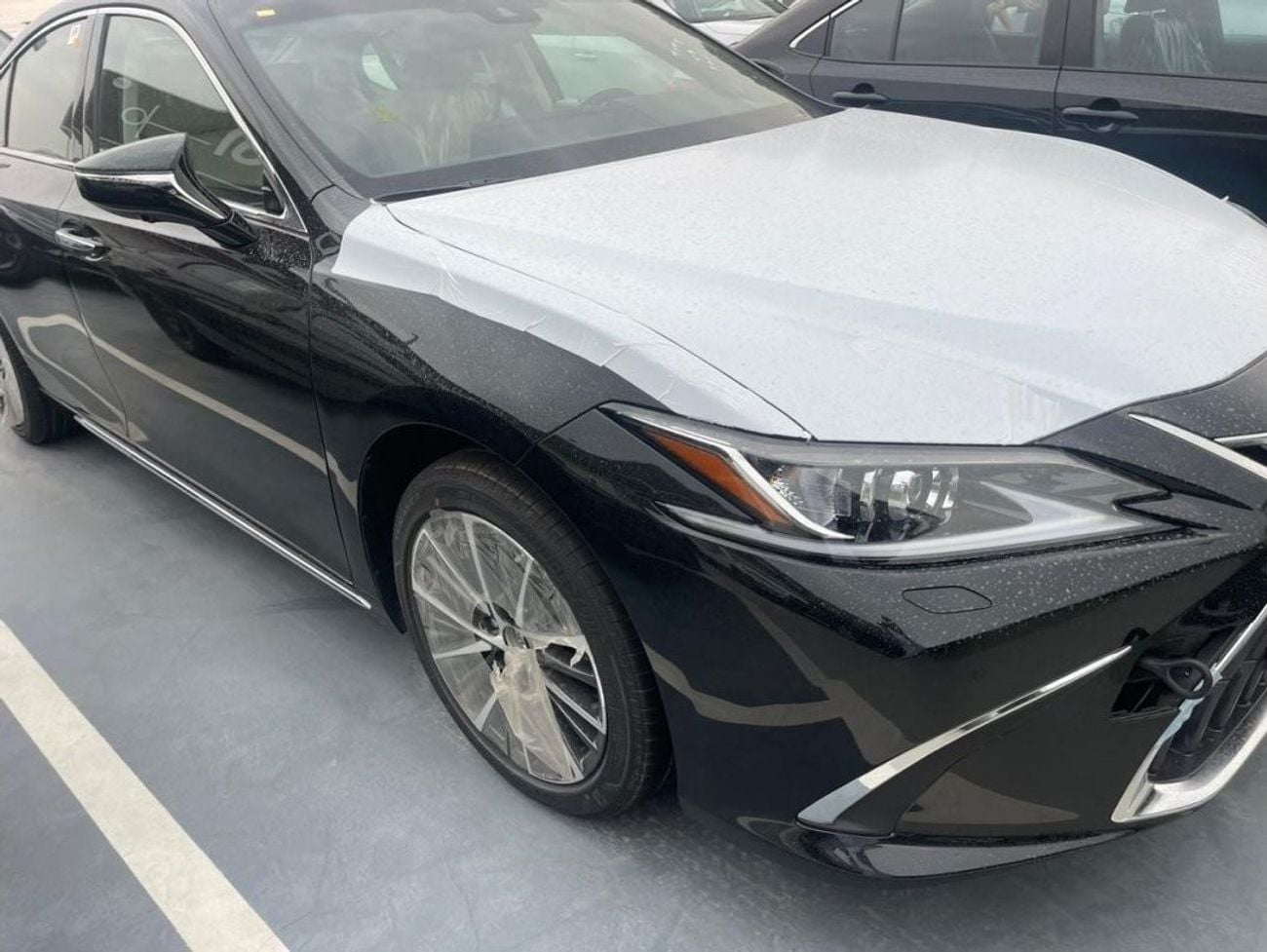 Lexus ES350 3.5 L PETROL V6 2025