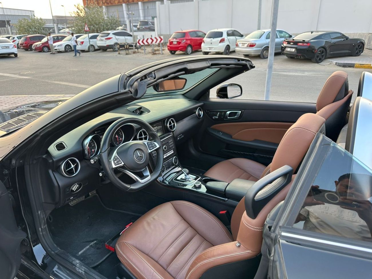 Mercedes-Benz SLC 200 Std 2.0L