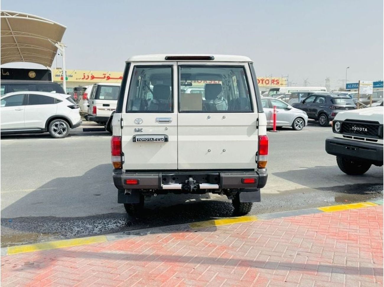 Toyota Land Cruiser 70 TOYOTA LAND CRIUSER 5 DOOR 4.2L DIESEL M/T WHITE COLOR 2025