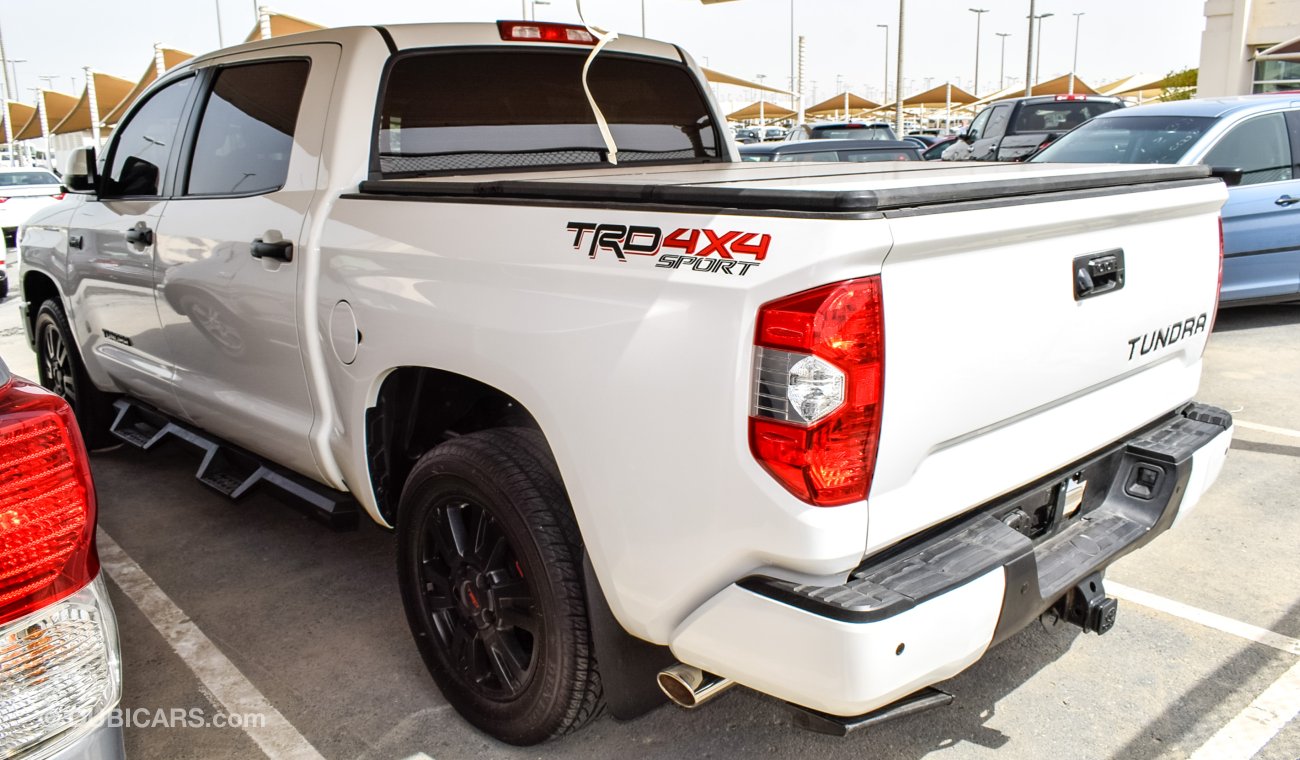 Toyota Tundra 5.7L V8 TRD