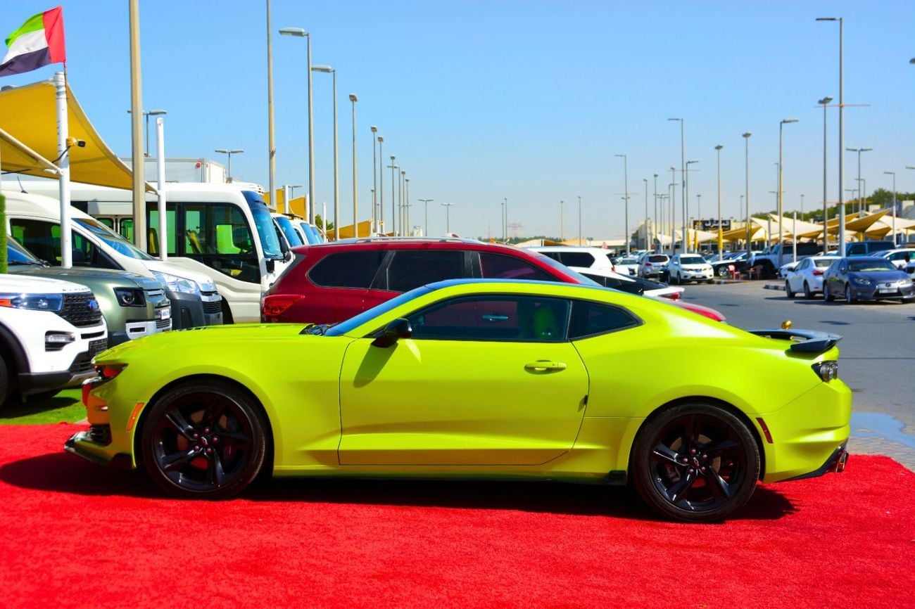 Chevrolet Camaro SS 6.2L Coupe-ATTRACTIVE COLOR/SS V8 6.2L // NICE COLOR//GOOD CONDITION //LOW MILEG