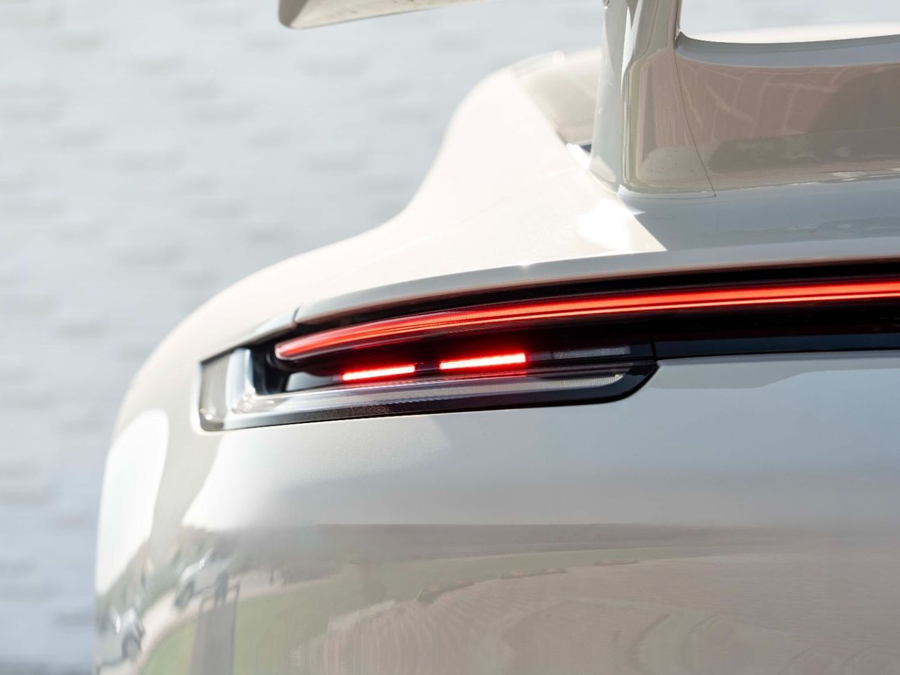 Porsche 911 CARRERA T Carrera 3.0L (444 HP) Coupe