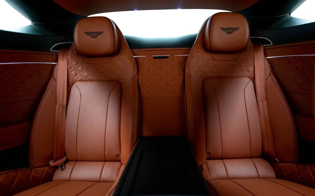 بنتلي كونتيننتال جي تي 6.0L W12 (626 HP) - GCC Spec