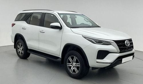 Toyota Fortuner 2.4L Diesel AT 4X4 2025