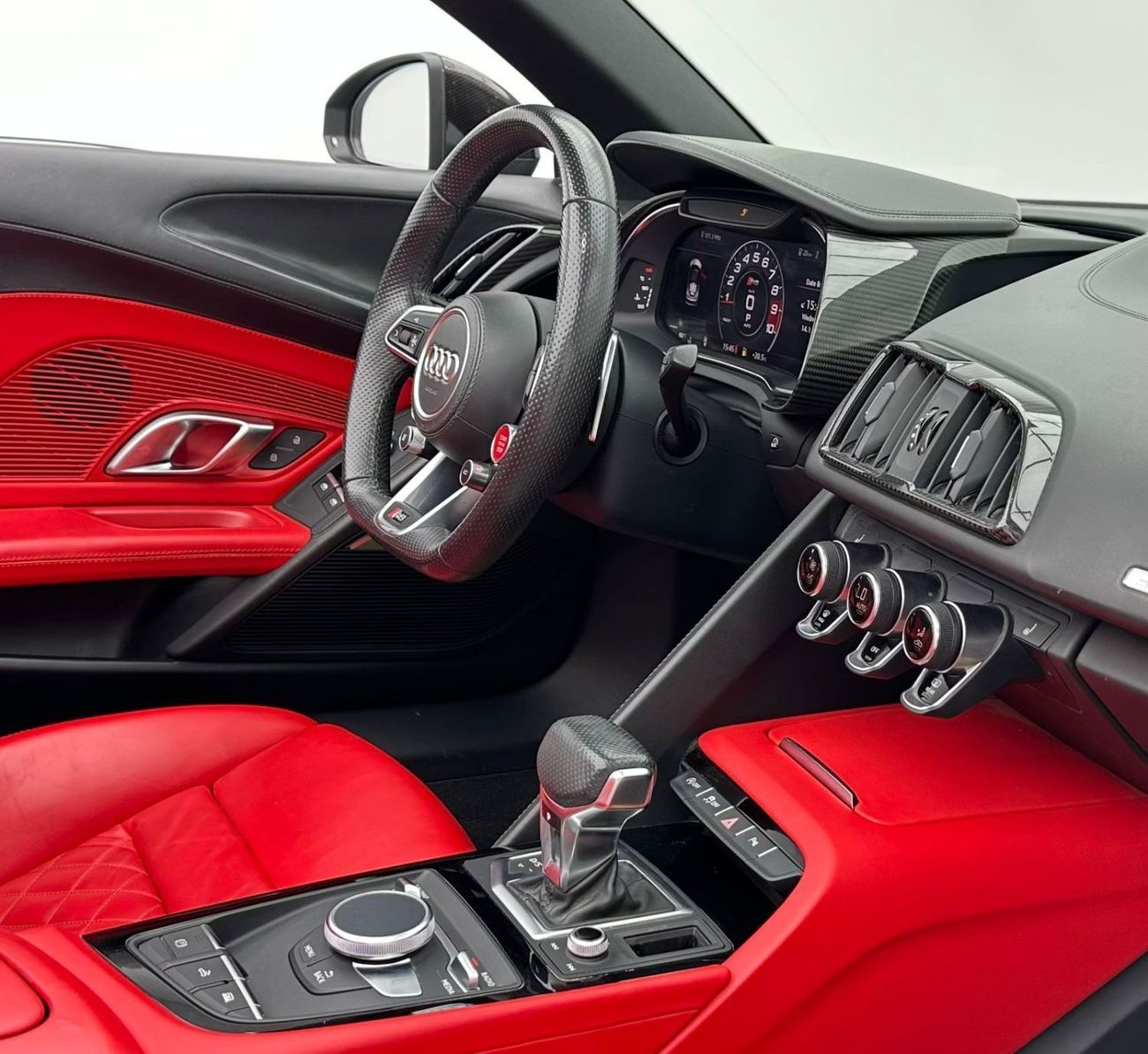 Audi R8 2022 Audi R8 Spyder V10 Performance, Carbon Kit, 1 Year Warranty Unlimited, Excellent Condition