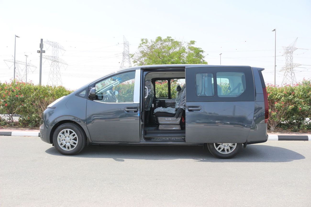 هيونداي ستاريا هينداي ستاريا 2024 جديده بلكامل 9 ركاب مع مساحه تخزين خلفيه