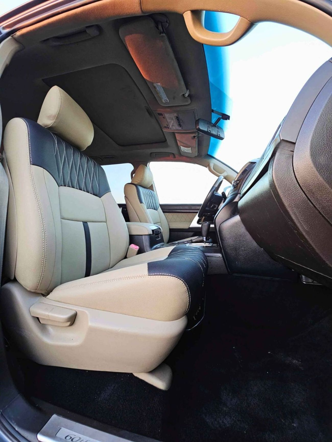 Toyota Land Cruiser LANCDCRUISER 5.7 BIG ENGINE/  SHAPE 2021/ FULL OPTION / EXPORT ONLY / LOT#46060