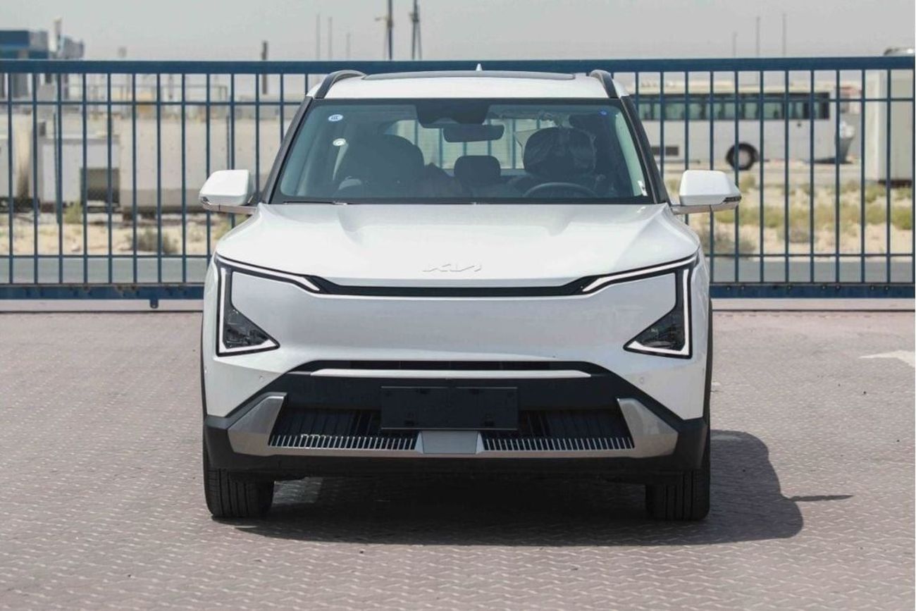 Kia EV5 2024 KIA EV5 LAND 530 - White inside Black | Export Only