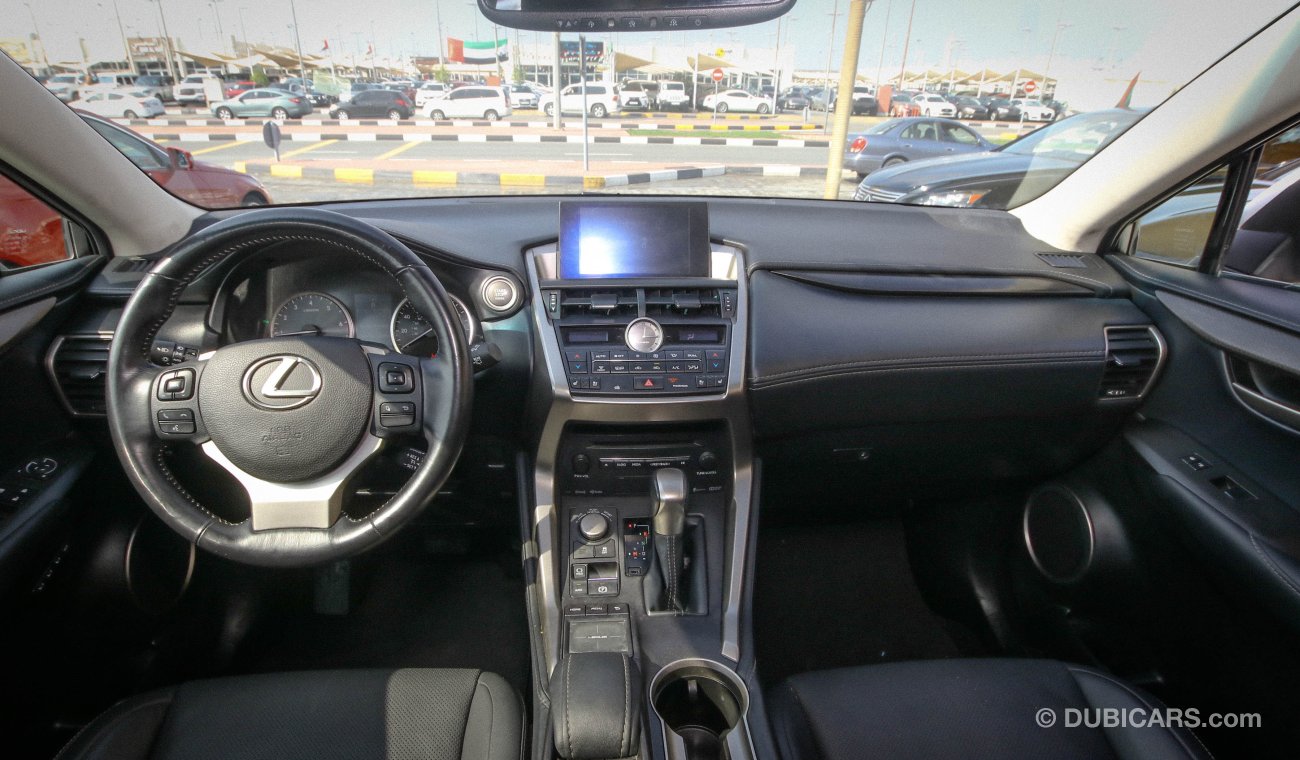 Lexus NX200t t