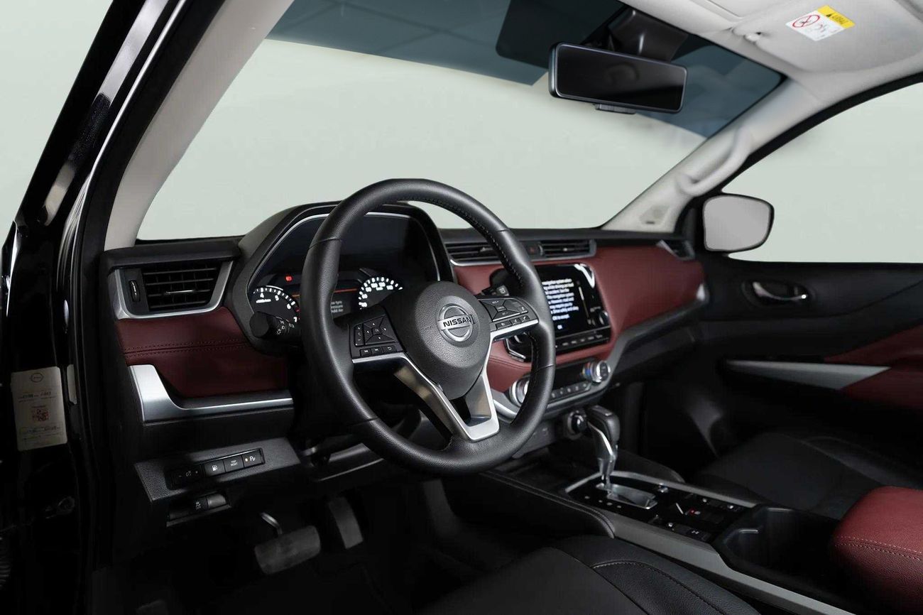 Nissan XTerra Platinum 2.5L 4WD PLATINUM 2.5