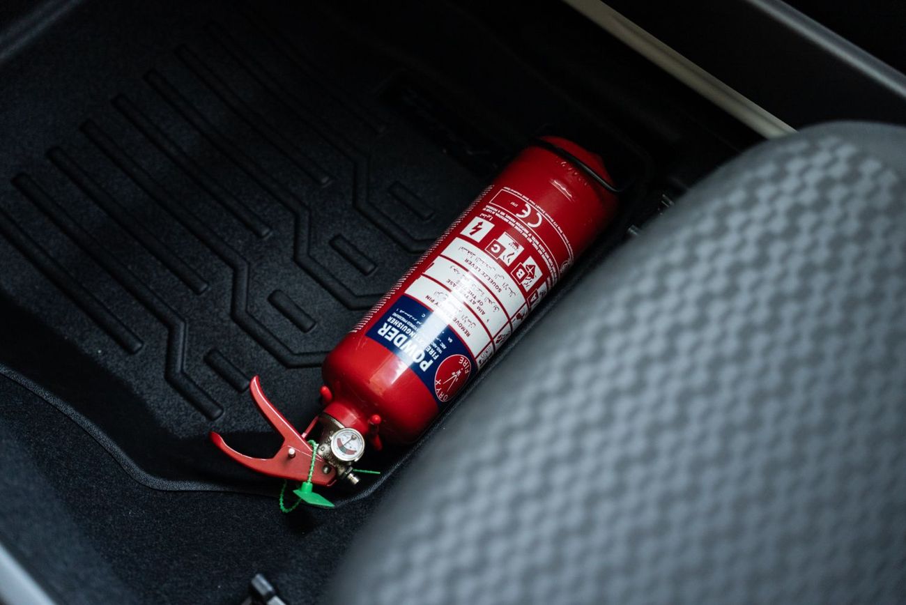 سوزوكي جيمني 1.5L GLX (A/T)