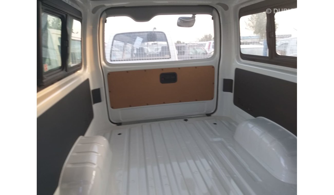 Toyota Hiace Standard Roof