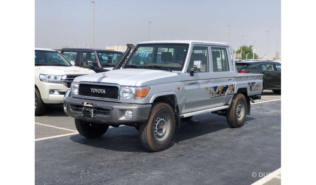 Toyota Land Cruiser Pick Up TOYOTA LC PICKUP 2021 PETROL