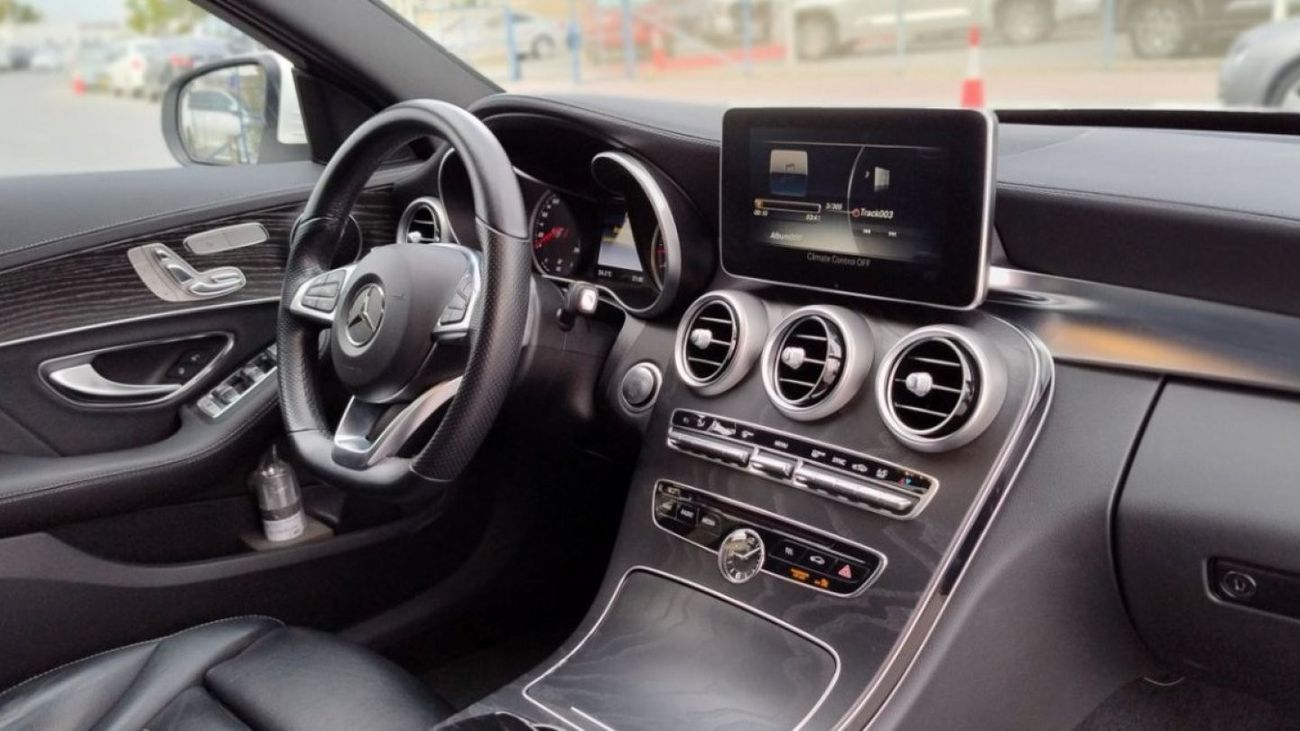 Mercedes-Benz C 200 AMG Pack