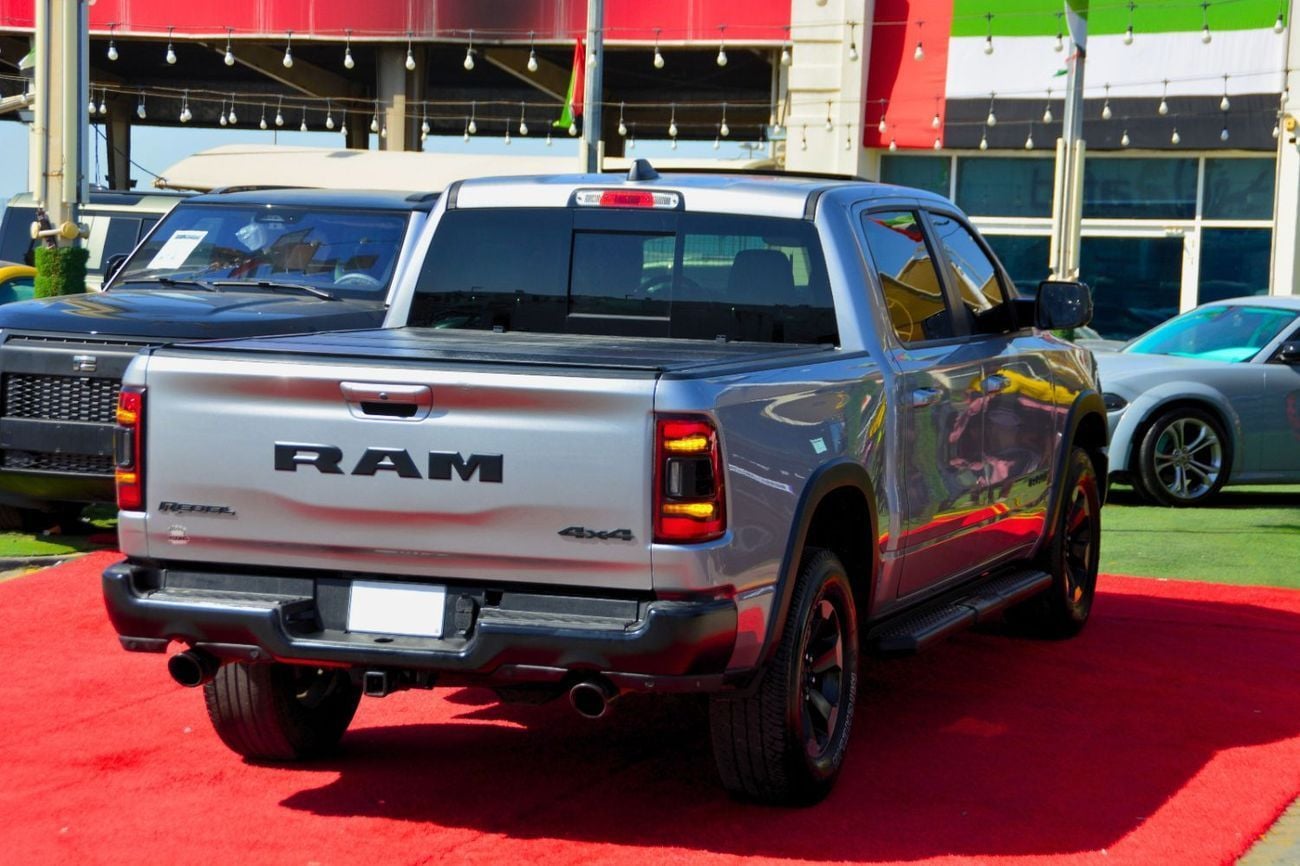 رام 1500 Rebel 5.7L Crew Cab Utility (5 Seater)