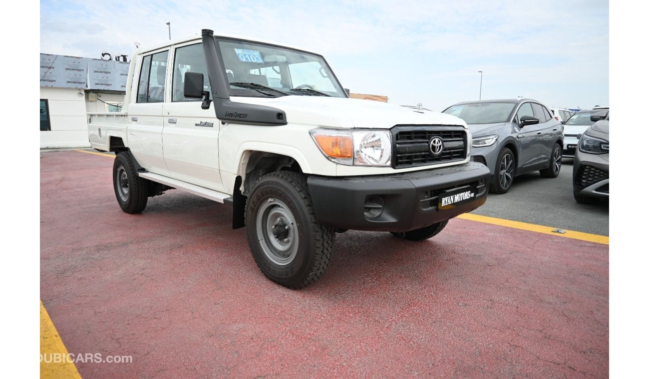 Toyota Land Cruiser Pick Up Toyota Landcruiser 4.2L Diesel, Double Cabin Pickup 4WD 4 Doors, Color White, Model 2022