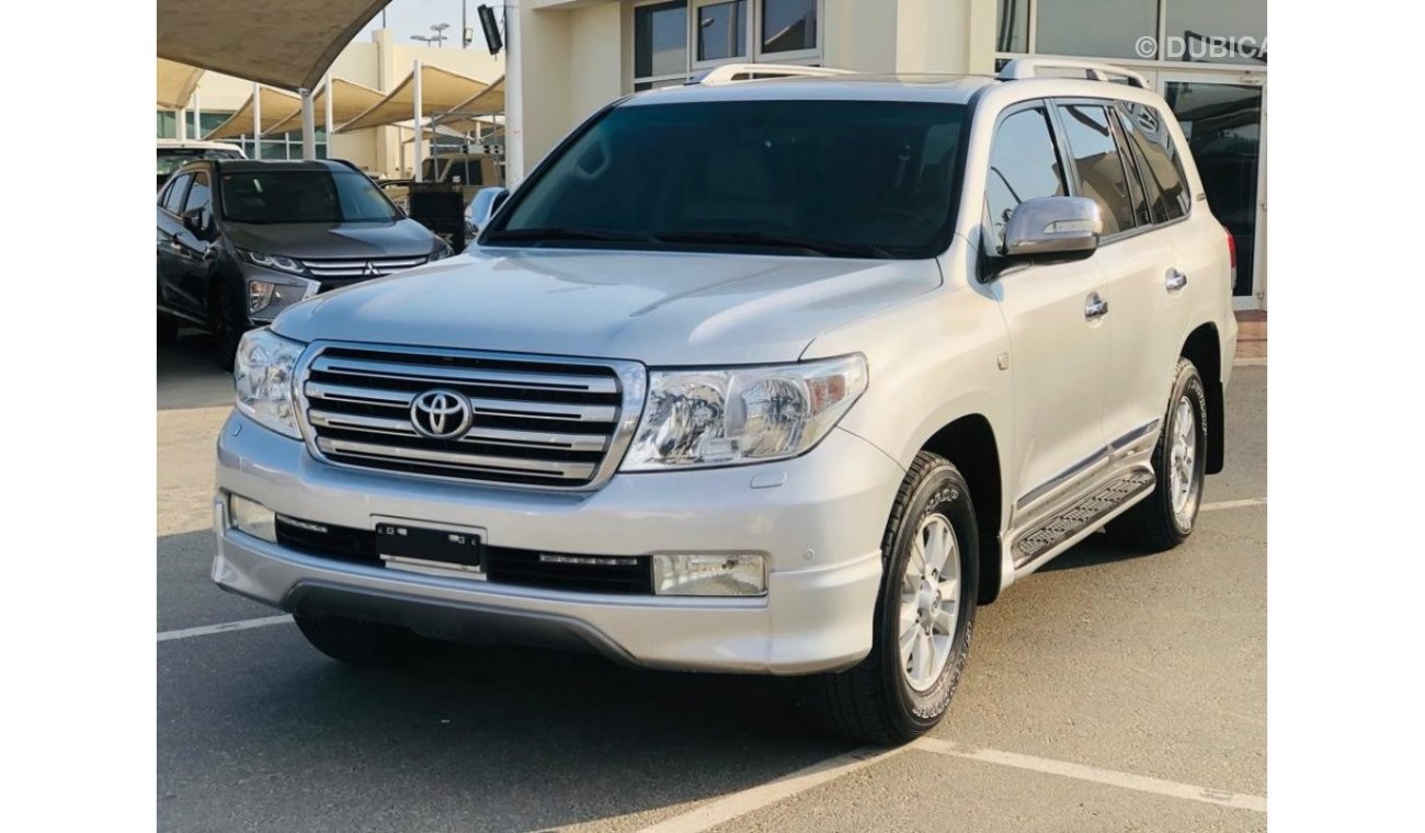 Toyota Land Cruiser Toyota land cruiser V6 GCC 2011 perfect condition