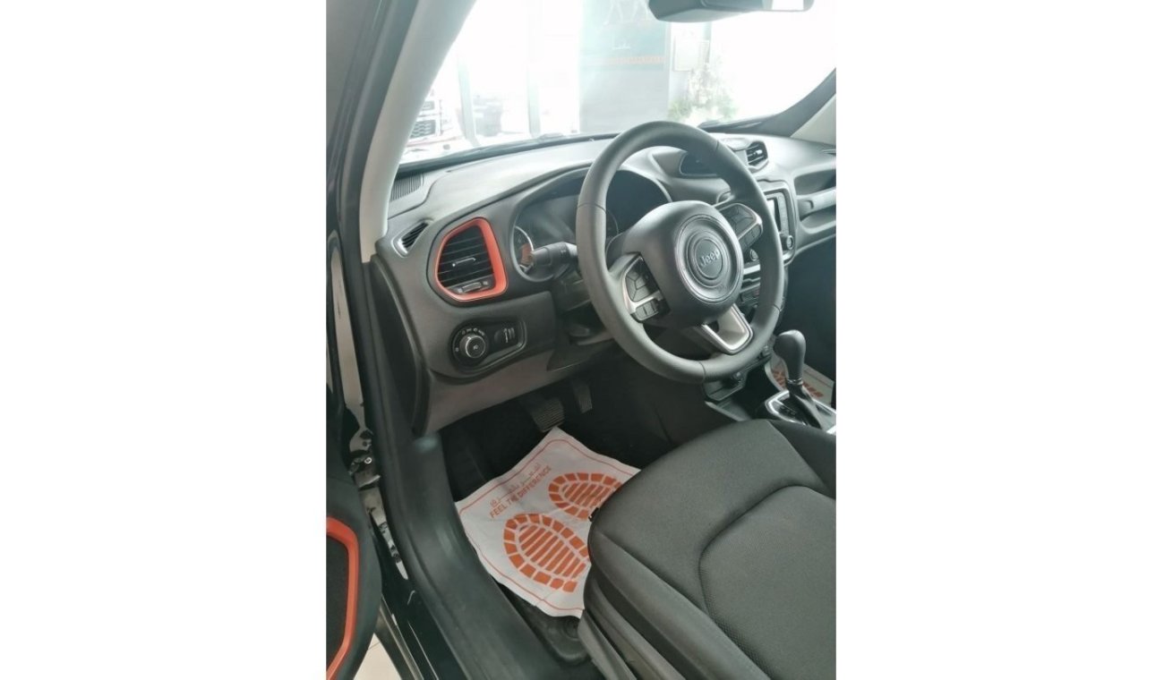 Jeep Renegade Longitude Jeep Ranged Forwell model 2020 in excellent condition inside and outside with a warranty G