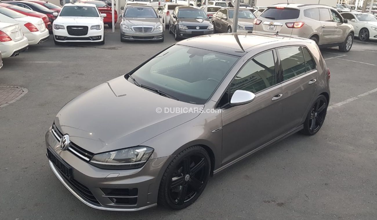 Volkswagen Golf Golf R model 2015 GCC car prefect condition full option low mileage sun  roof leather seats bac
